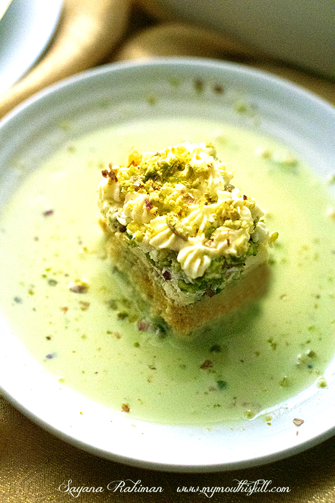 Pistachio Topping: a delicious pistachio sauce to decorate your
